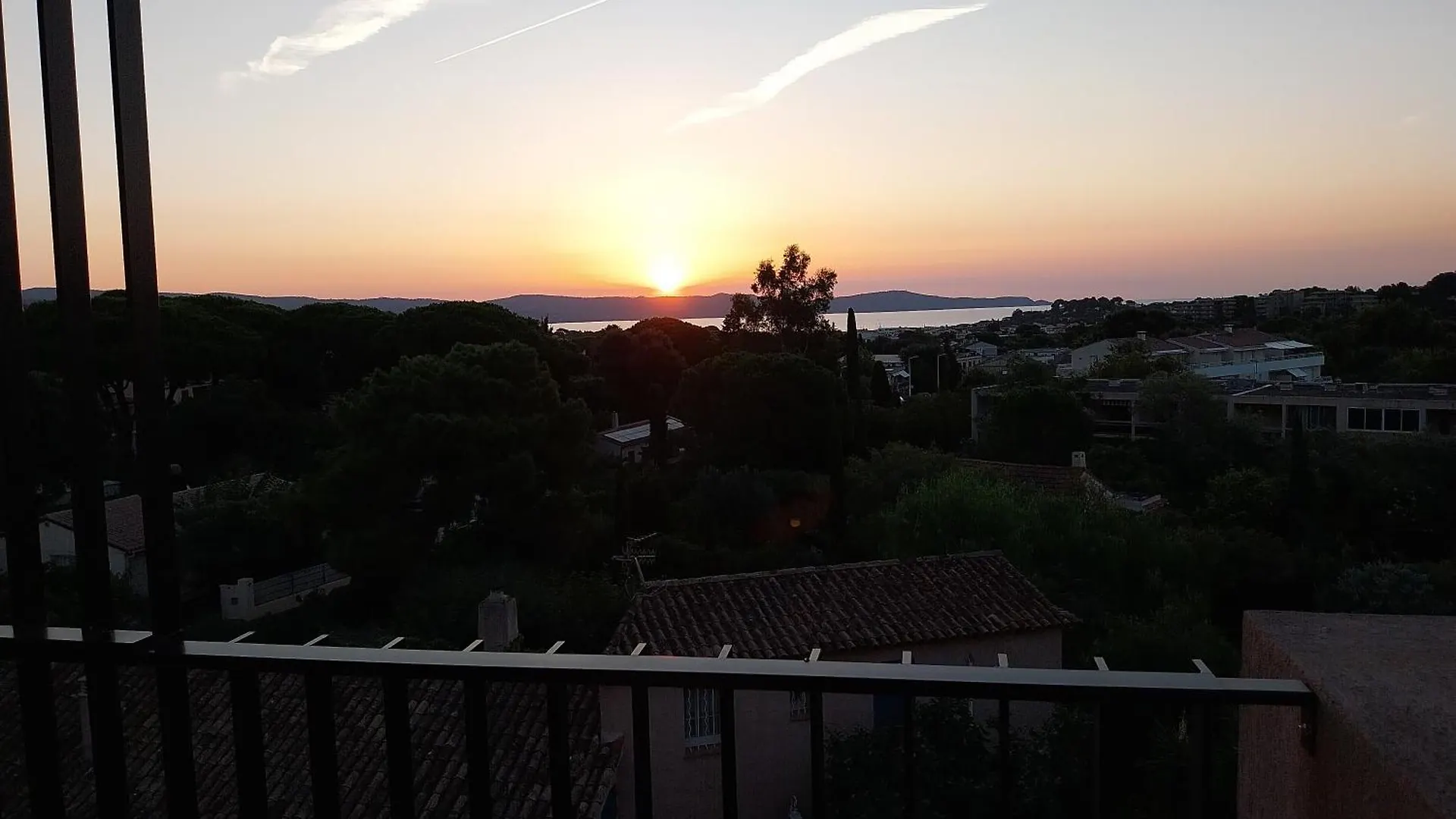 Cosy Appart Vue Mer 滨海卡瓦莱尔 公寓
